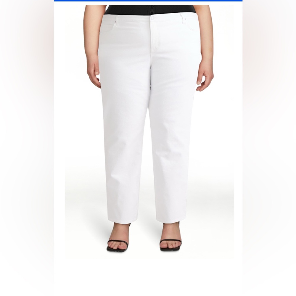 NWT 24W petite Terra and sky white jeans 1784